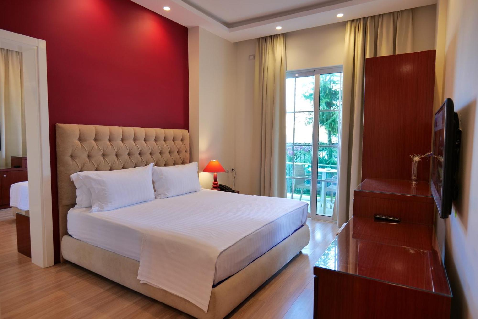 Hotel Luxury Ksamil Luaran gambar