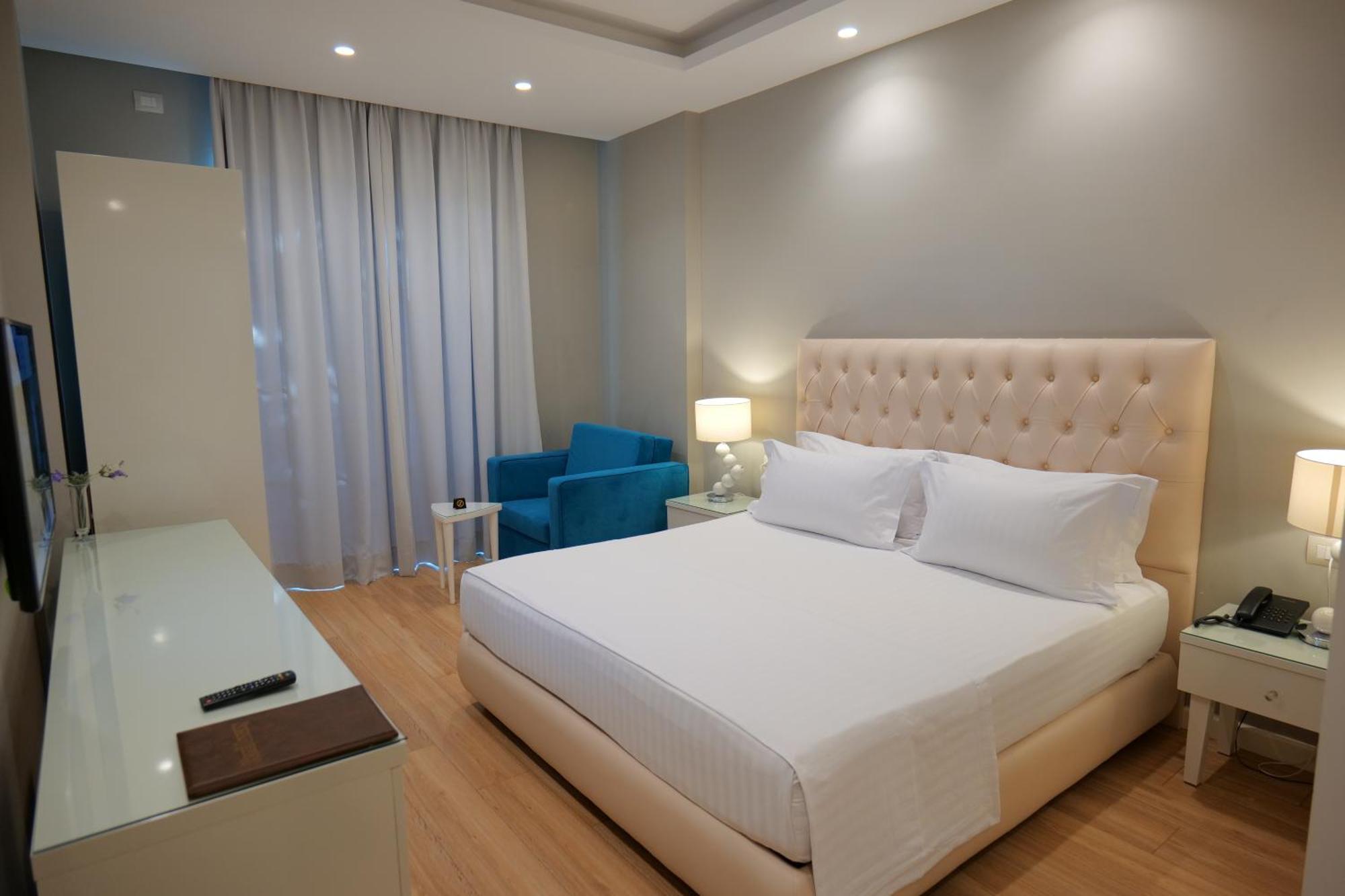 Hotel Luxury Ksamil Bilik gambar
