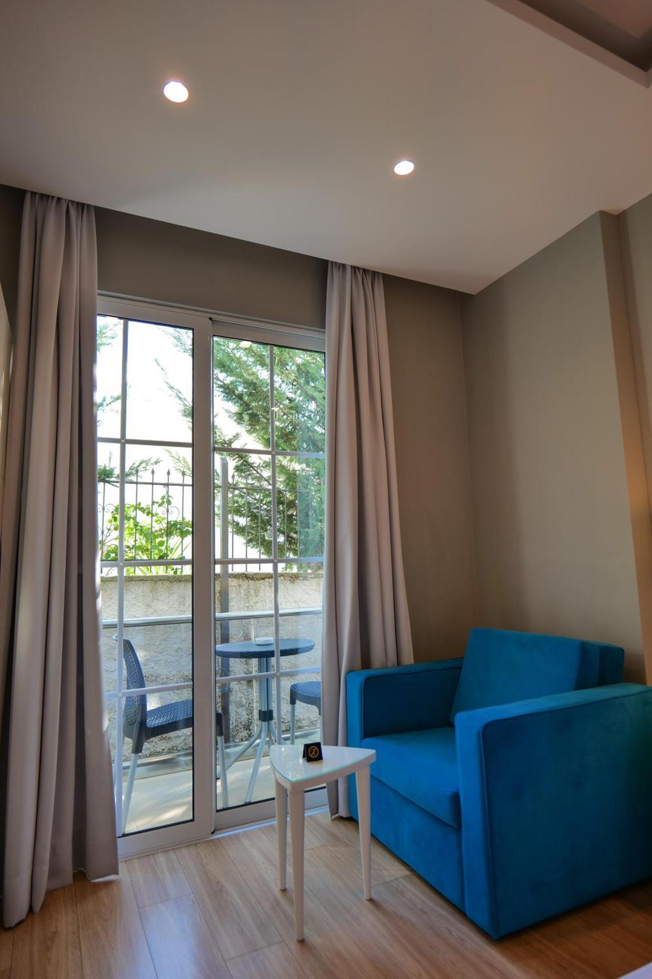 Hotel Luxury Ksamil Bilik gambar